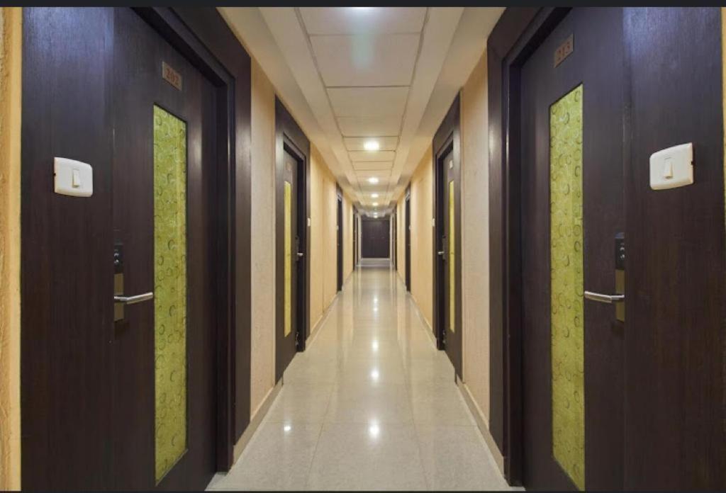 Ample Yard Otel Chennai Dış mekan fotoğraf