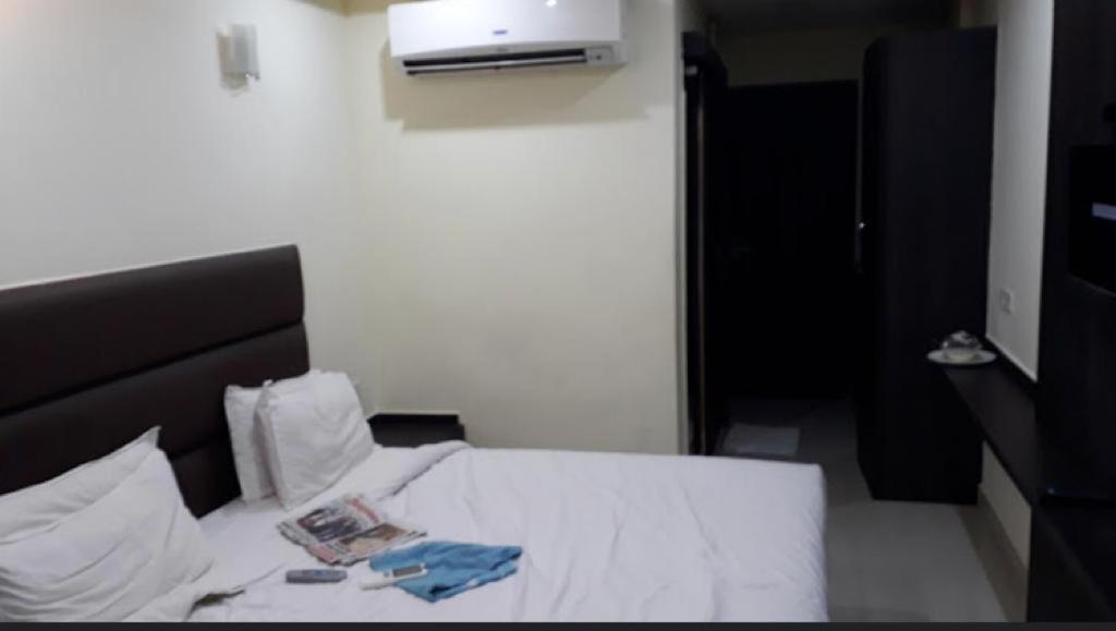 Ample Yard Otel Chennai Dış mekan fotoğraf